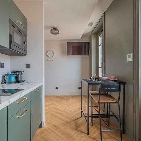 Le Felix Appart'Hotel Romans-sur-Isère Esterno foto